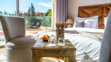 1 phòng ngủ, bộ trải giường bằng vải Frette của Ý