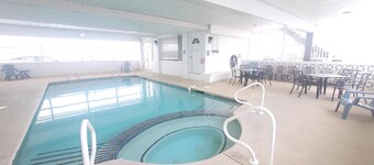 Salty Suite II - Steps to Pool + Beach