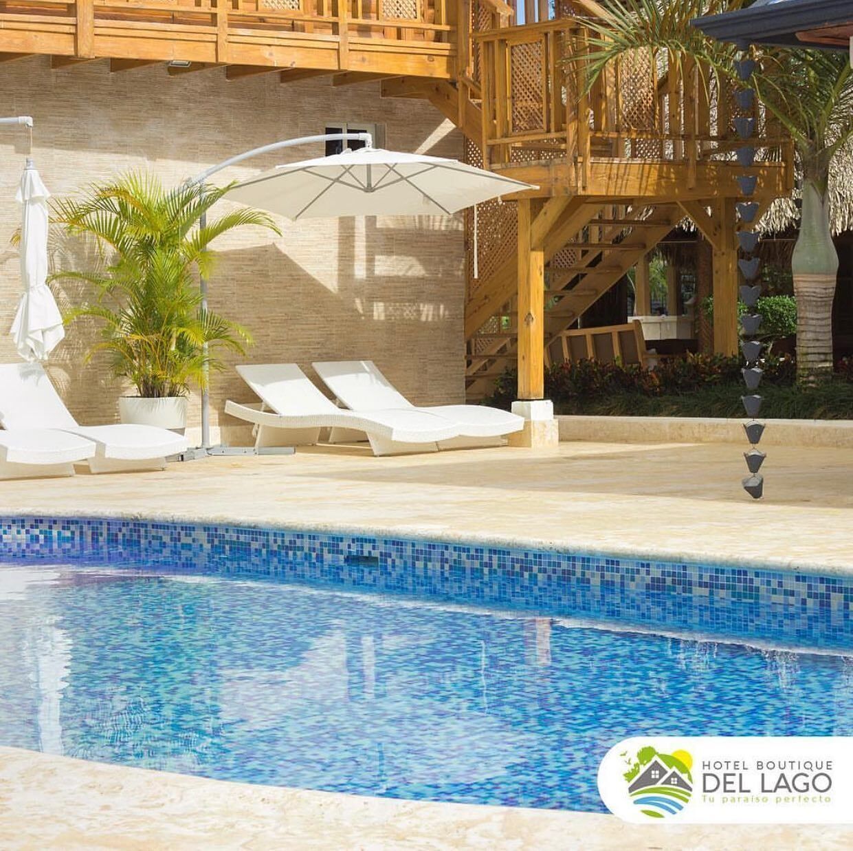 Hotel Villas Del Lago