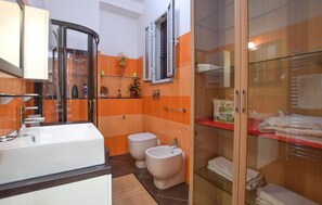 Een douche, een haardroger
