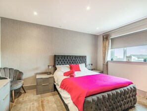 2 dormitorios, tabla de planchar con plancha, wifi y ropa de cama