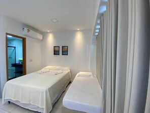 1 bedroom, free WiFi, bed sheets - Mana Beach 108D (Ipojuca)