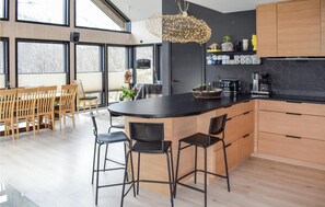Fridge, microwave, dishwasher, coffee/tea maker