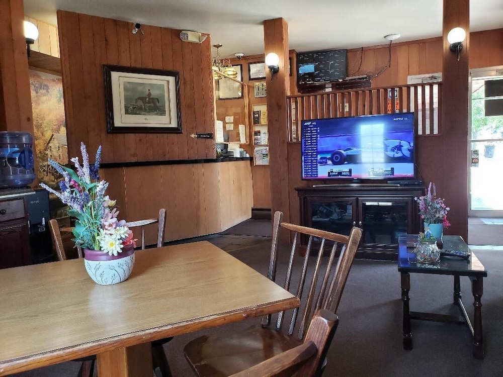 Mansfield Inn by null