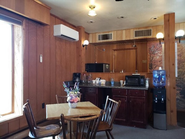 Reception - Mansfield Inn (Mansfield)