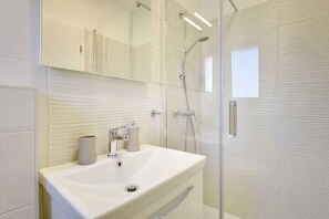 Hair dryer - Villa with swimming pool and children's playground (Pula)