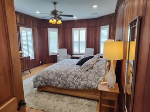 Suite Comfort | Matalassos d'escuma viscoelàstica i caixa forta a l'habitació 