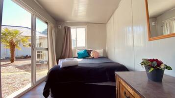 20 bedrooms, iron/ironing board, WiFi, bed sheets