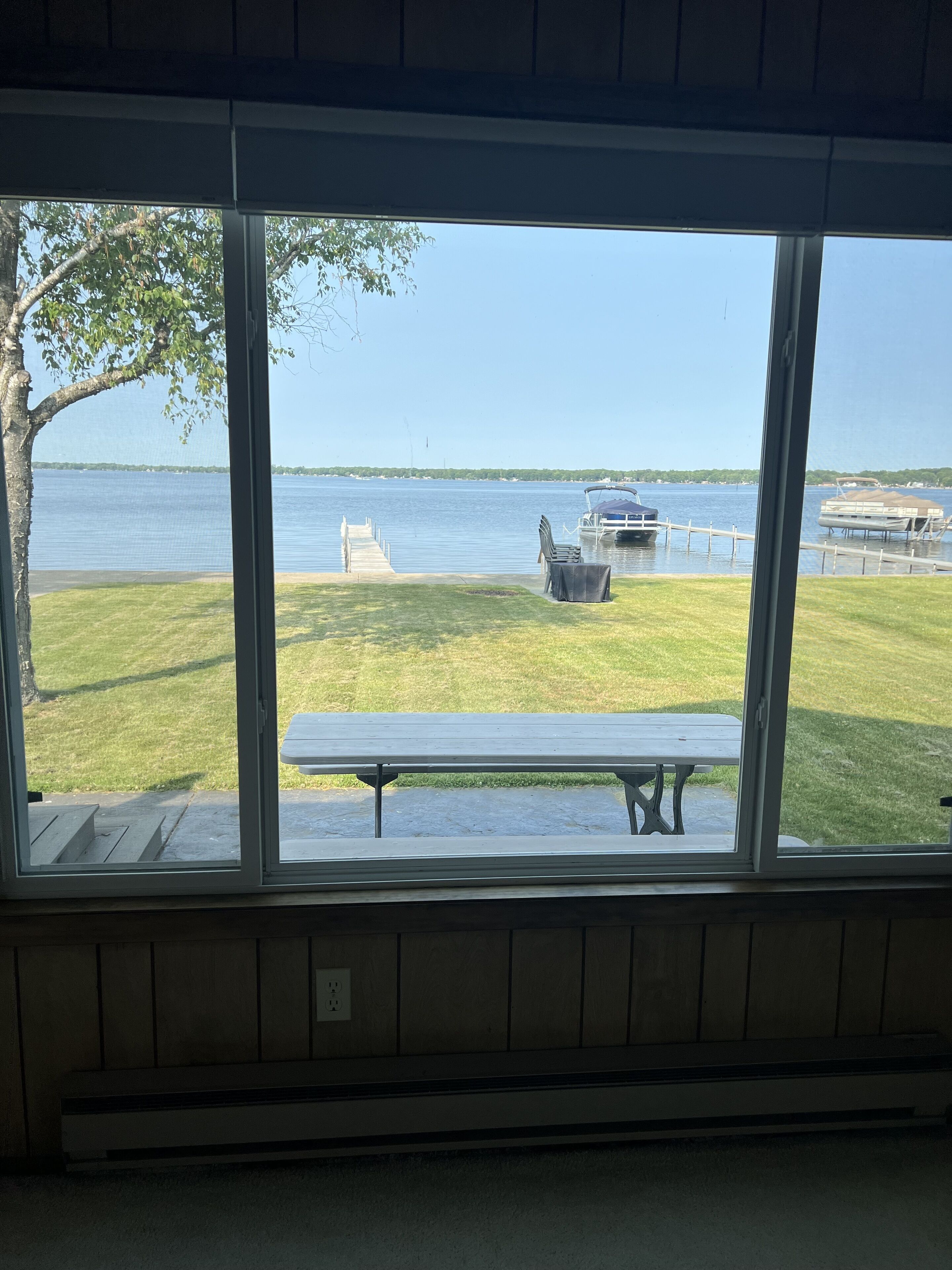 Tranquil Houghton Lake Cottage
