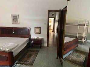 2 chambres, bureau, fer et planche à repasser, Wi-Fi