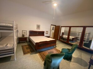 2 bedrooms, desk, iron/ironing board, WiFi