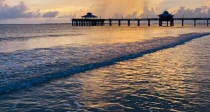 Magnificent location! One step closer to paradise…