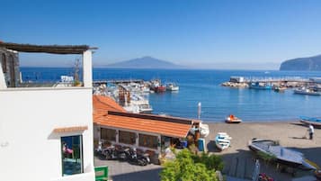 Apartment, Smoking | 2 bedrooms