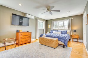 Interior - 1 Mi to Okemo Mtn Resort: Ludlow Home w/ Hot Tub (Ludlow)