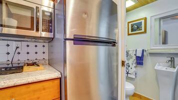 Apartment (0 Bedroom) | Interior