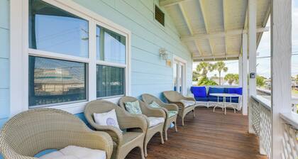 2 Blocks to Bay: Misty Harbor Rockport Home