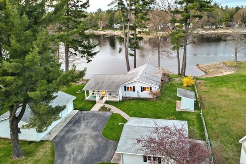 Waterfront Gladwin Vacation Rental w/ Lake View!