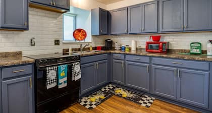 Lawrence Vacation Rental ~ 12 Mi to Indianapolis!