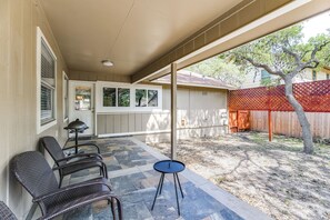 House (3 Bedrooms) | Interior - Serene San Antonio Vacation Home w/ Smart TVs (San Antonio)