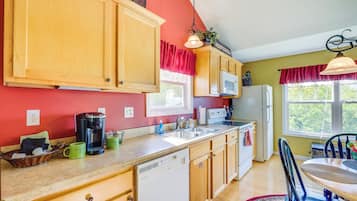 Cottage (2 Bedrooms) | Interior