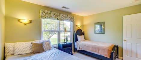 Cottage (2 Bedrooms) | Interior