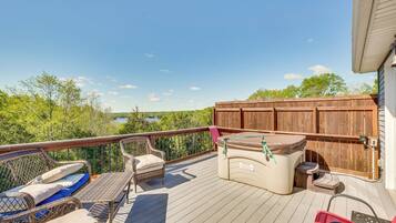 Cottage (2 Bedrooms) | Terrace/patio