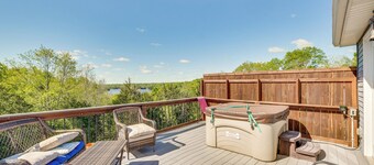 Lake-view Kentucky Getaway w/ Resort Amenities!