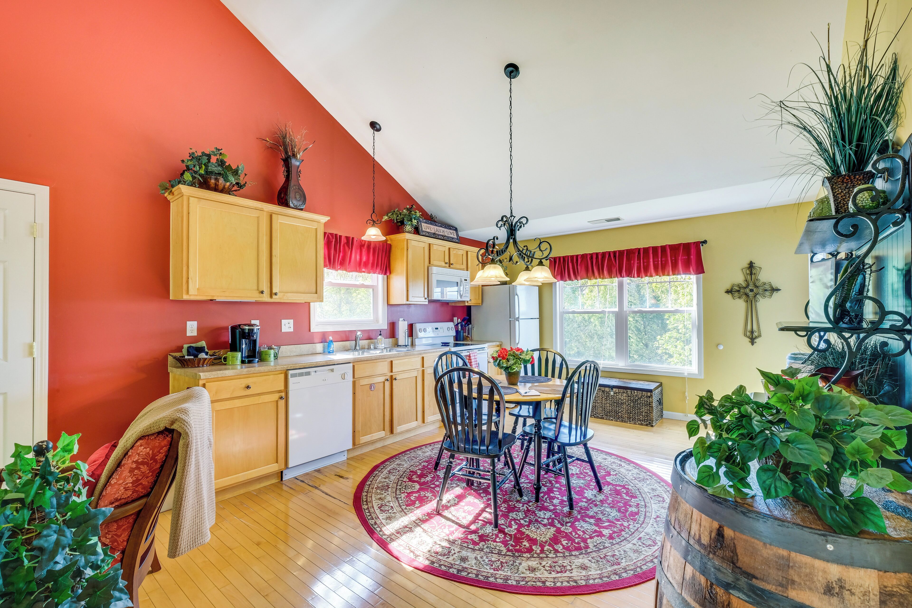 Cottage (2 Bedrooms) | Interior