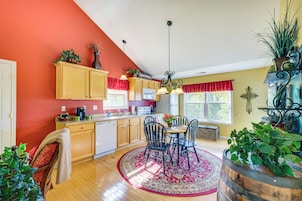 Cottage (2 Bedrooms) | Interior