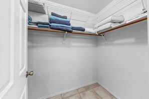 Apartment (2 Bedrooms) | Interior - Cozy Arizona Retreat w/ Patio, Grill & Pool Access (Mesa)