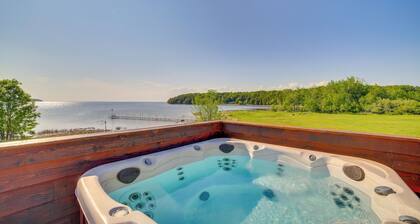 Prairie-style Home on Garden Bay w/ Deck + Hot Tub