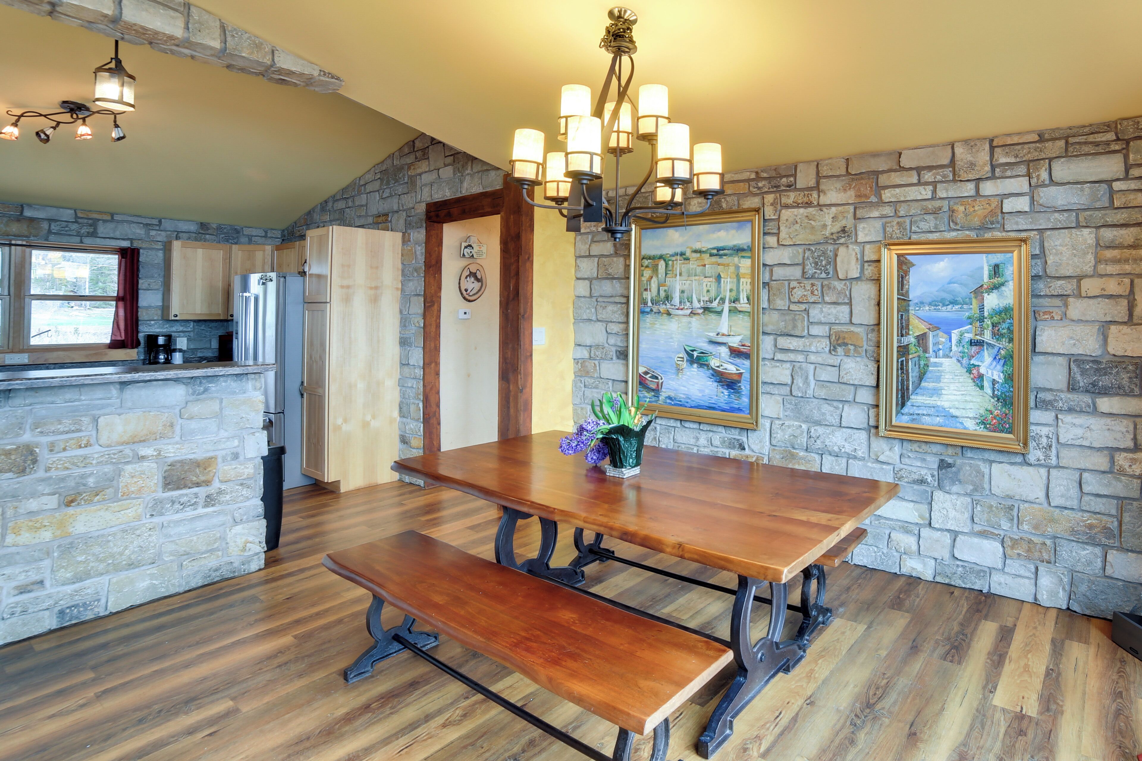 House (2 Bedrooms) | Interior