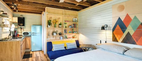 Apartment (0 Bedroom) | Front of property
