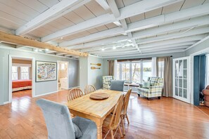 Cottage (4 Bedrooms) | Interior