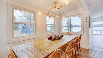 Cottage (3 Bedrooms) | Interior