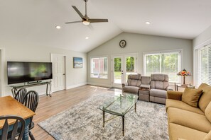 Cottage (2 Bedrooms) | Interior