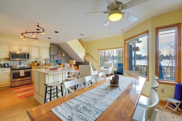 Apartment (3 Bedrooms) | Front of property - Elk Rapids Condo w/ Balcony Overlooking Elk Lake! (Elk Rapids)