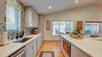 Nhà (3 Bedrooms) | Nội thất