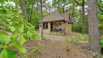 Apartment (0 Bedroom) | Interior