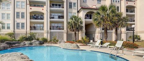 Villa (2 Bedrooms) | Piscina | Piscina all'aperto