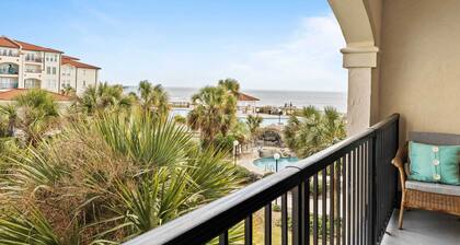 Villa Capriani Condo w/ Direct Beach Access!