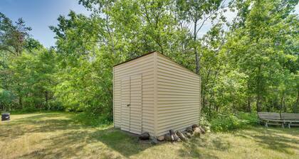 Wooded Danbury Cabin w/ Grill + Fire Pit!