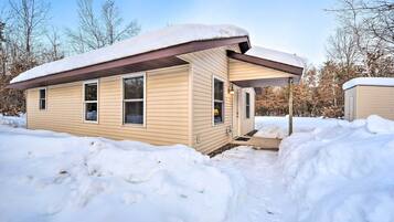 House (2 Bedrooms) | Bahagian dalam