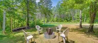 Wooded Danbury Cabin w/ Grill + Fire Pit!