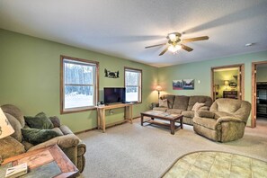 House (2 Bedrooms) | Interior