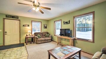 ุงูู
ูุดุฃุฉ ู
ู ุงูุฏุงุฎู