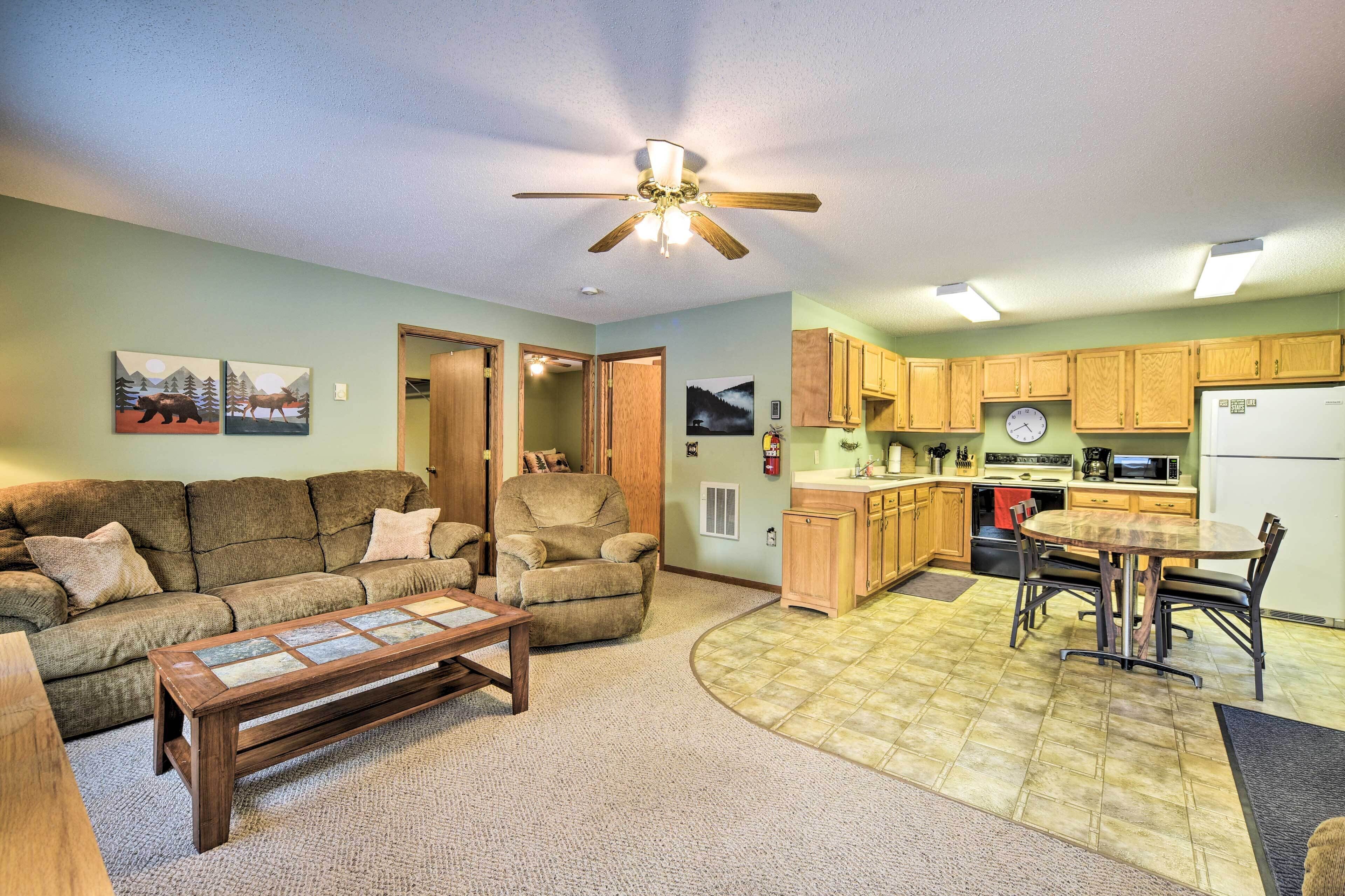 House (2 Bedrooms) | Interior
