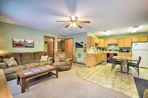 House (2 Bedrooms) | Interior