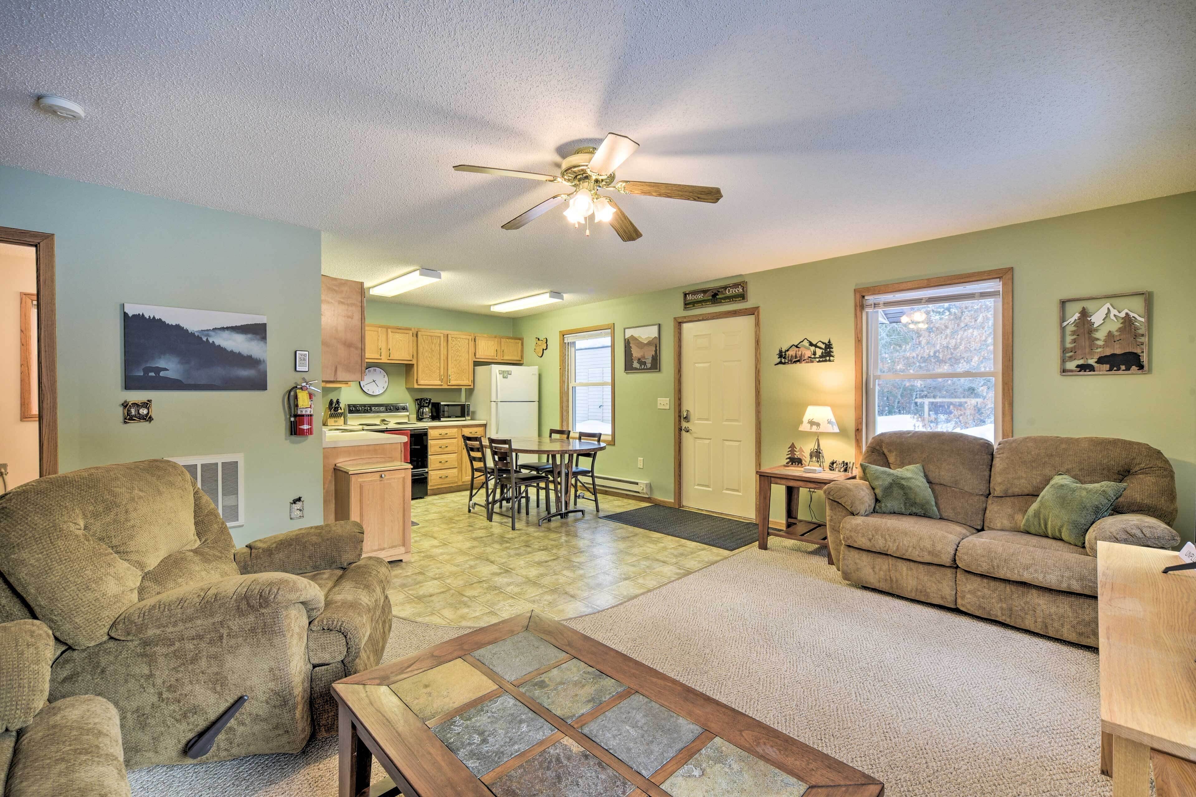 House (2 Bedrooms) | Interior