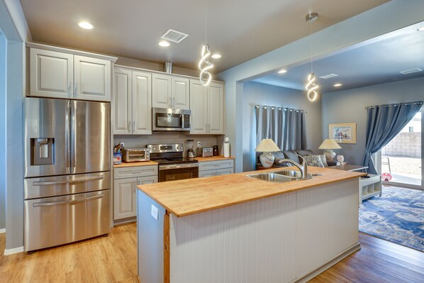 House (3 Bedrooms) | Interior